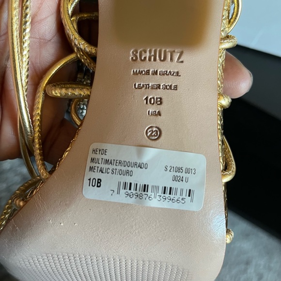 Gold strappy heels - Picture 3 of 5